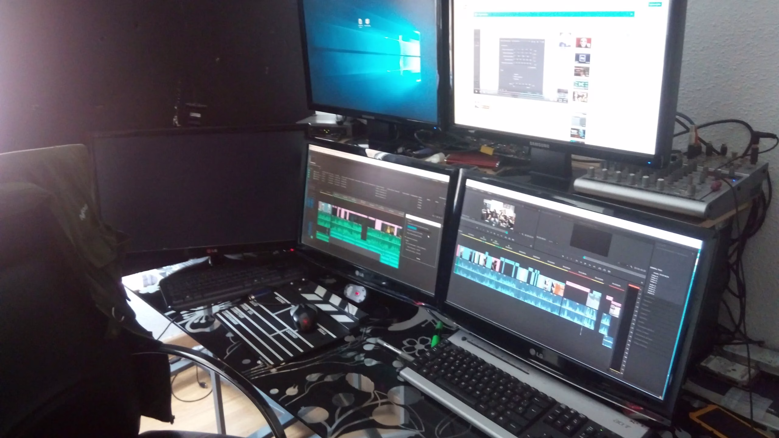 Versión/Adaptaciones de formato (TV/Web/Redes) x hora